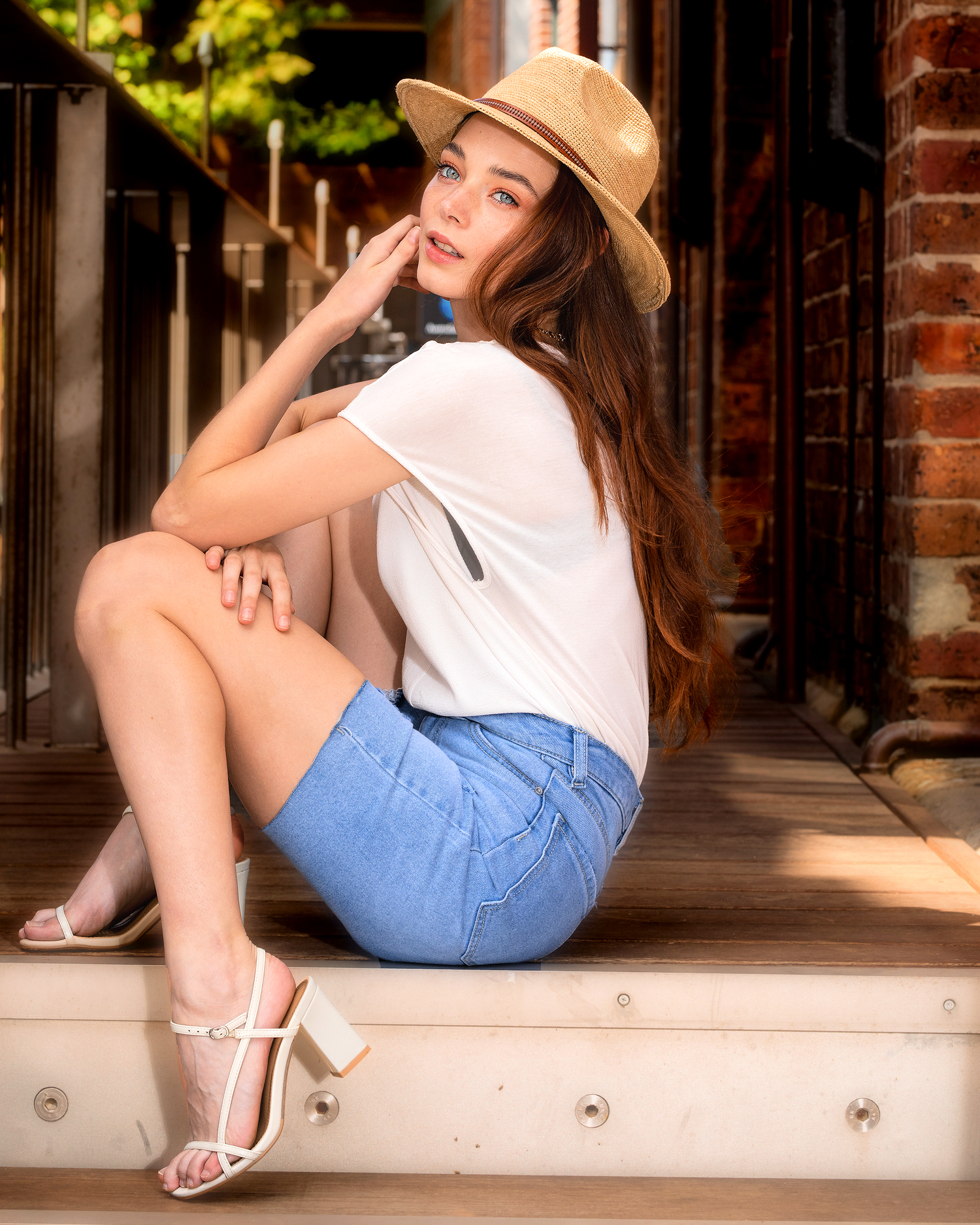 Fedoras, Trilbies, Cowboy Hats - Women